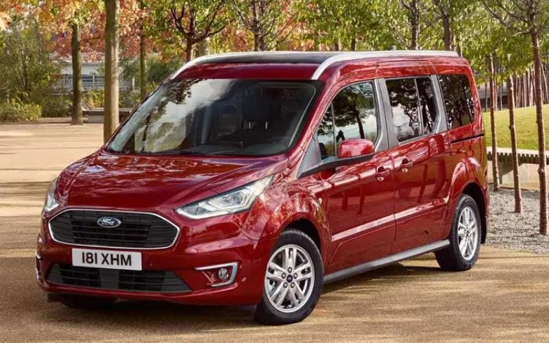 medidas del ford tourneo connect