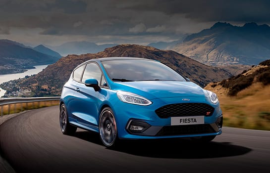 ford fiesta azul