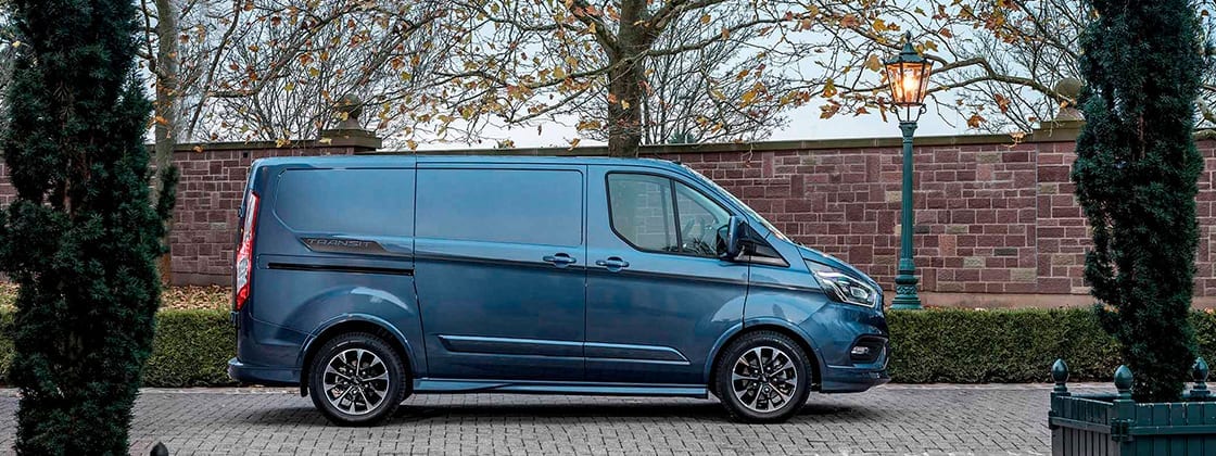 coche ford transit custom