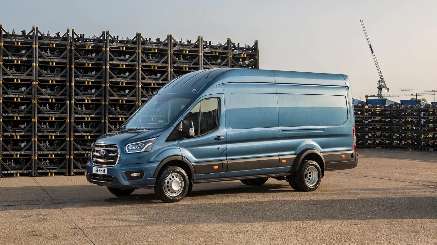 ford transit van modelo azul